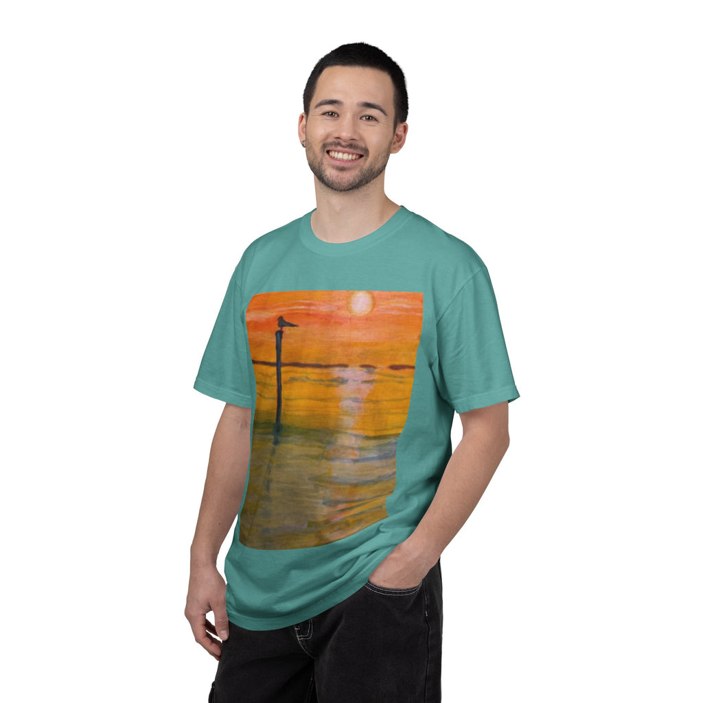 Sunset Seagull T-Shirt – Coastal Sunrise Beach Art Tee