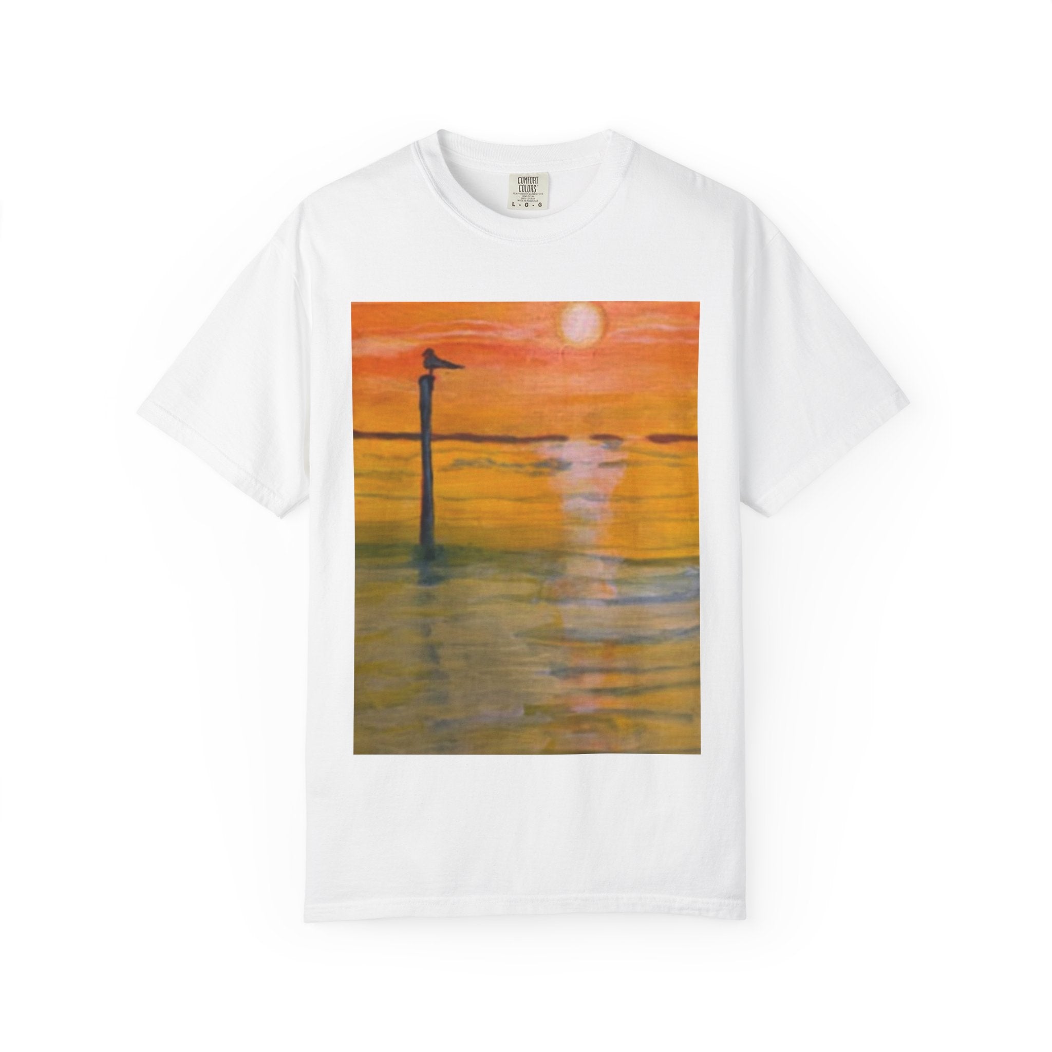 Sunset Seagull T-Shirt – Coastal Sunrise Beach Art Tee